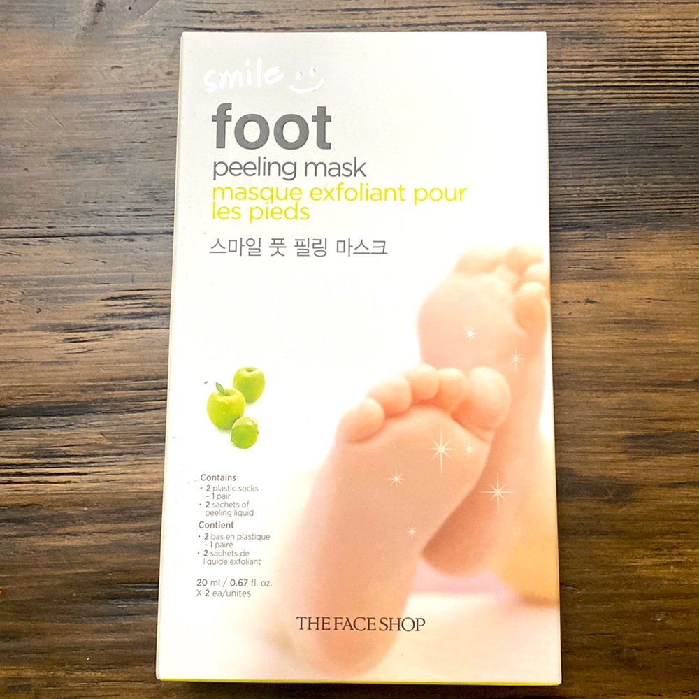 The Face Shop 2pk Smile Foot Peeling Mask